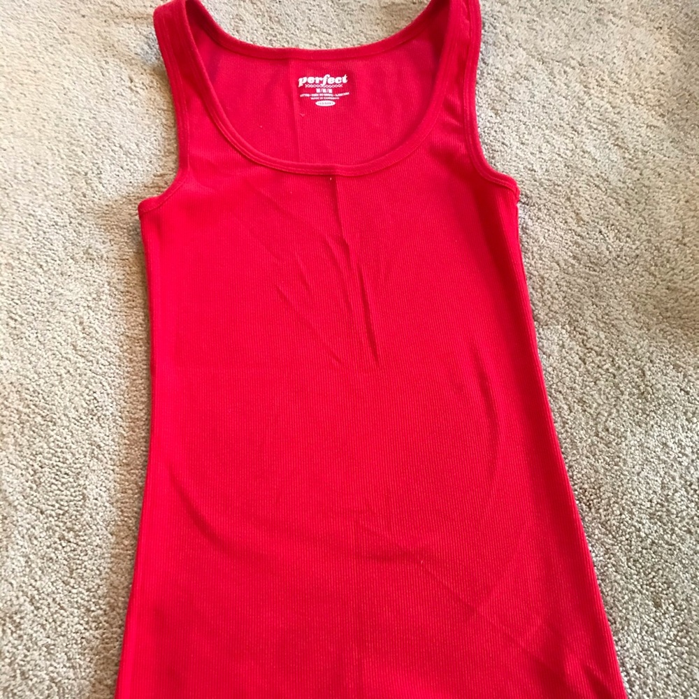 🛍🛍🛍RED TANK TOP🛍🛍🛍